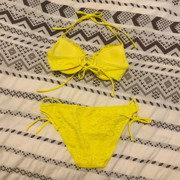 Victoria's Secret Yellow Bikini Set - Size 34A/S - Picture 2 of 9